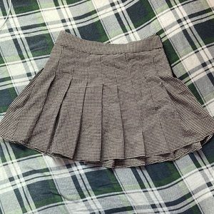Forever 21 black and white striped miniskirt